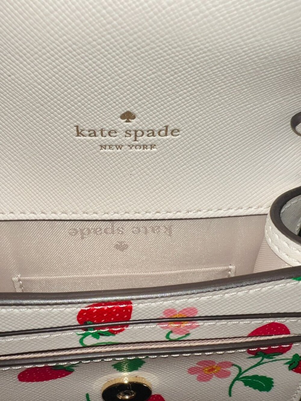 Kate Spade Strawberry Vine North South Phone Crossbody NWT - Picture 10 of 10